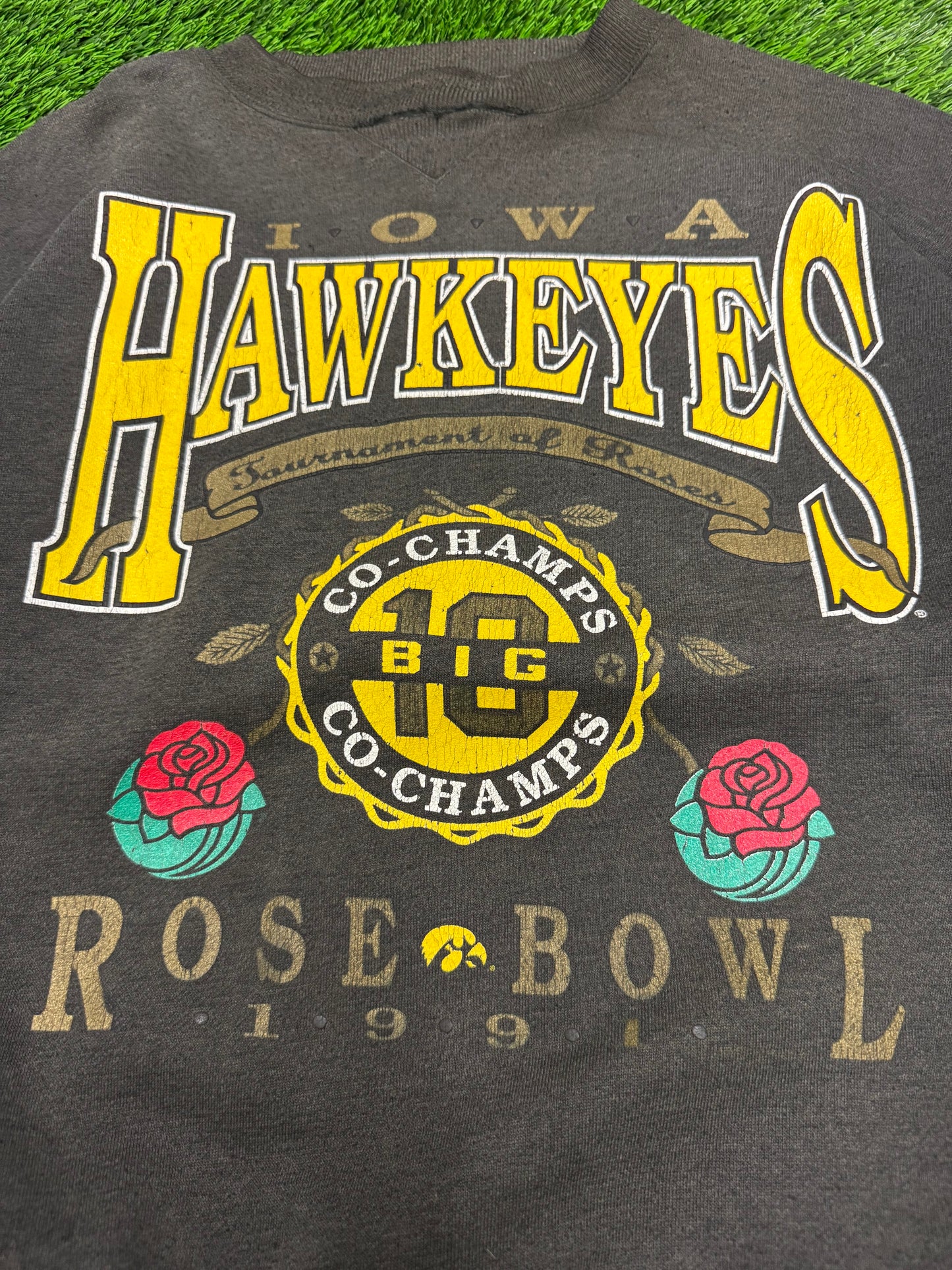 1991 University of Iowa Hawkeyes Rose Bowl Vintage Crewneck (L)
