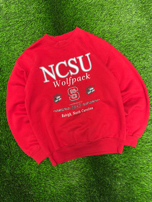 00s NC State University Wolfpack 3-Wolf Logo Vintage Crewneck (M)