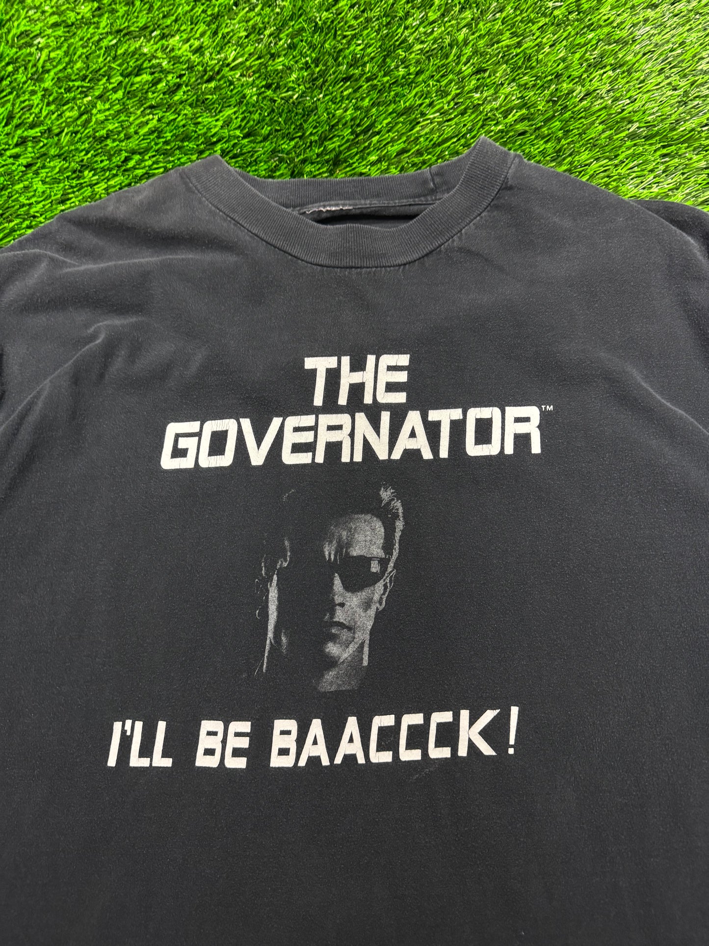 00s Arnold Schwarzenegger The Governator "I'll Be Baaccck!" Vintage Terminator Parody Tee (XL)