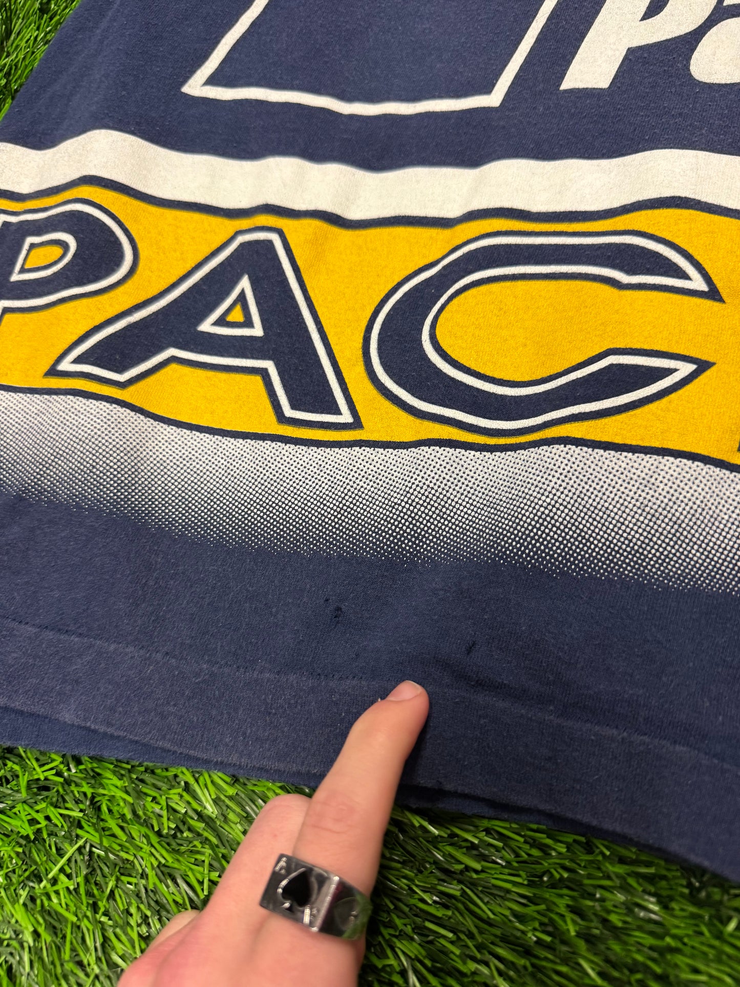 90s Indiana Pacers Vintage Salem AOP Tee (XL)