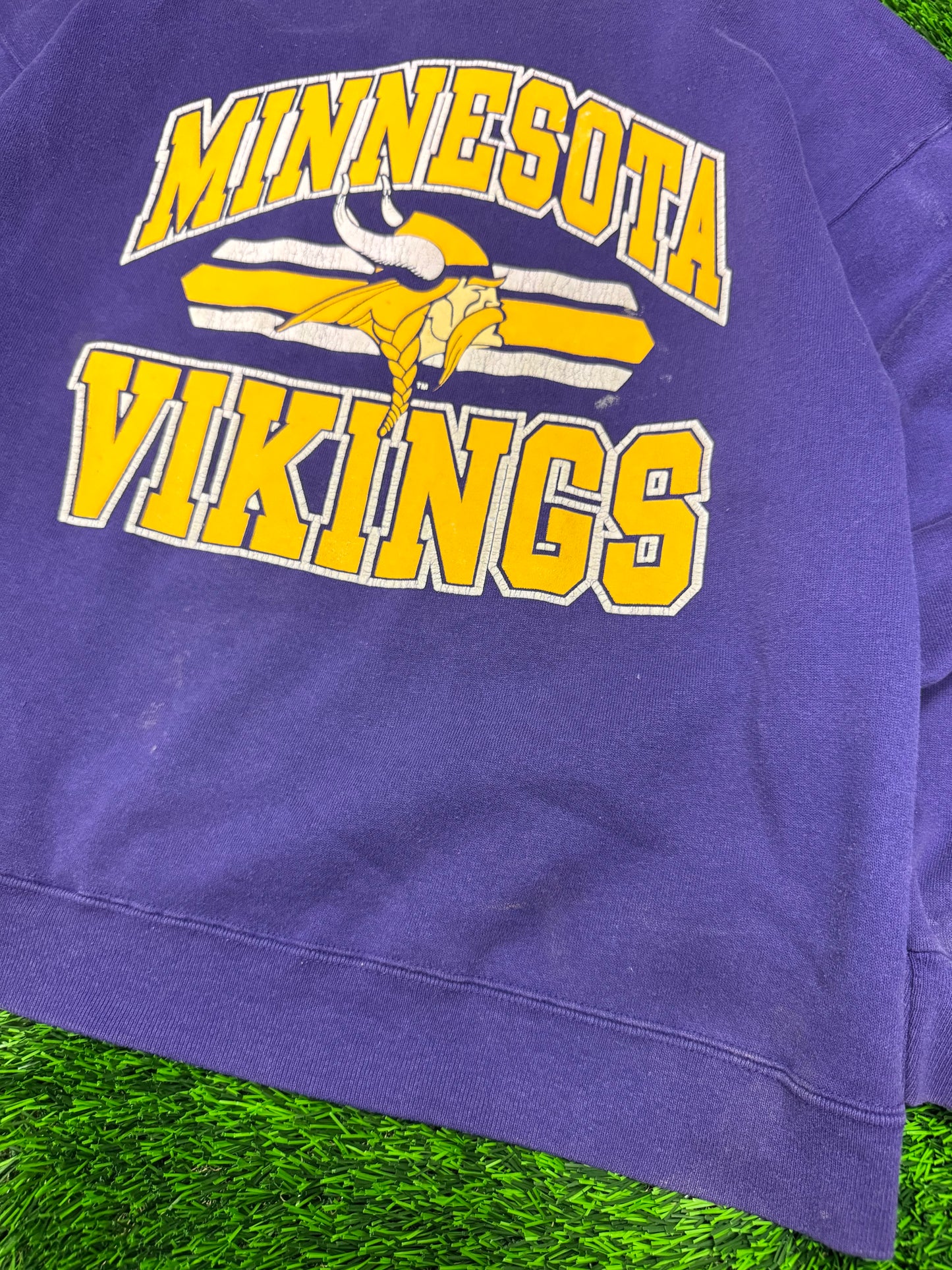 90s Minnesota Vikings Spell Out Trench Crewneck (L)