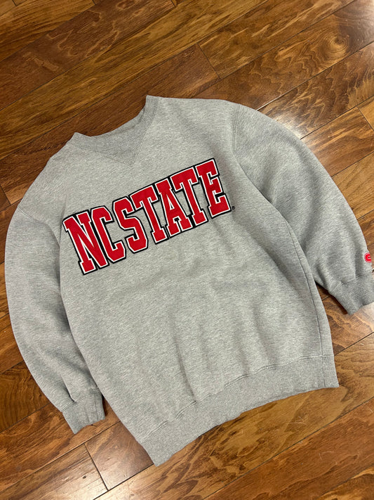00s NC State Colosseum Embroidered Crewneck (M)