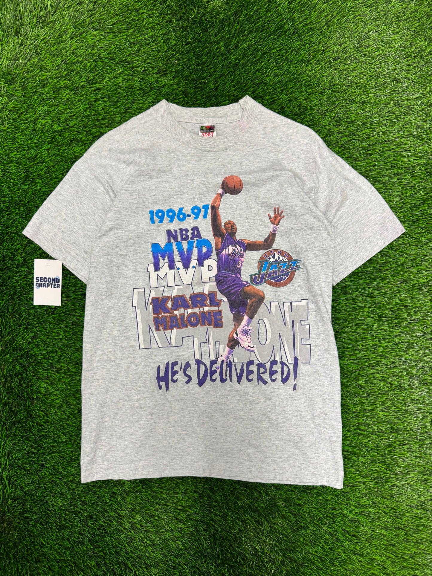 1997 Utah Jazz Karl Malone NBA MVP "He's Delivered" Vintage Tee (L)