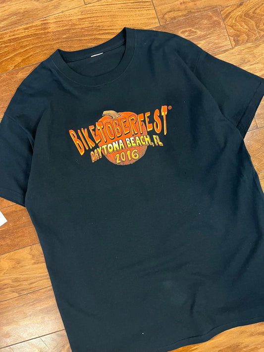 2016 Biketober Fest Halloween Graphic Tee (L)