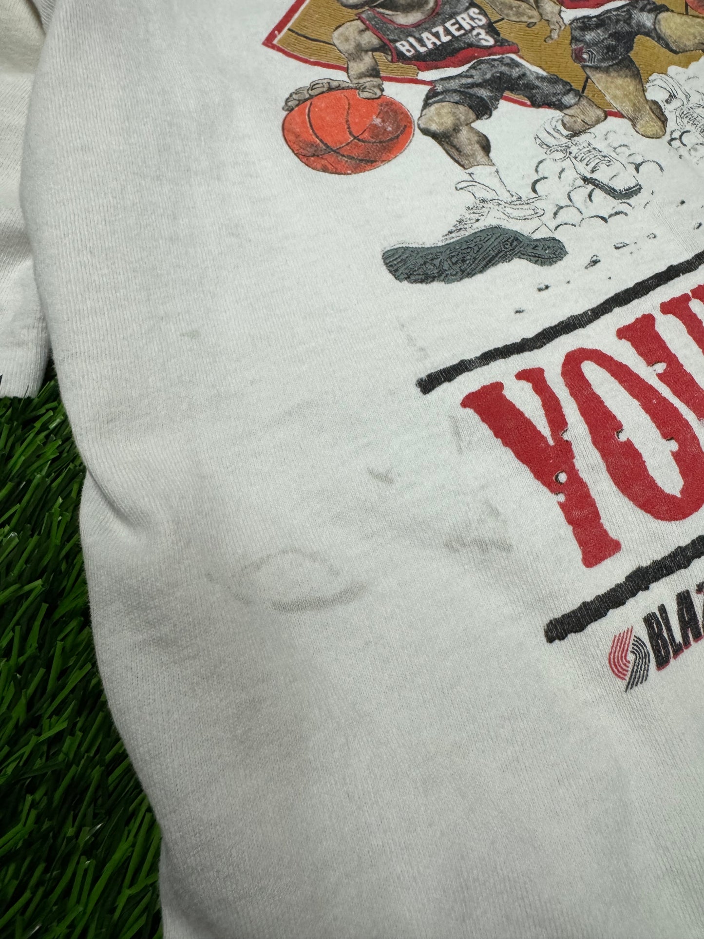 90s Vintage Portland Trail Blazers Caricature Young Guns Thrashed Tee (L)