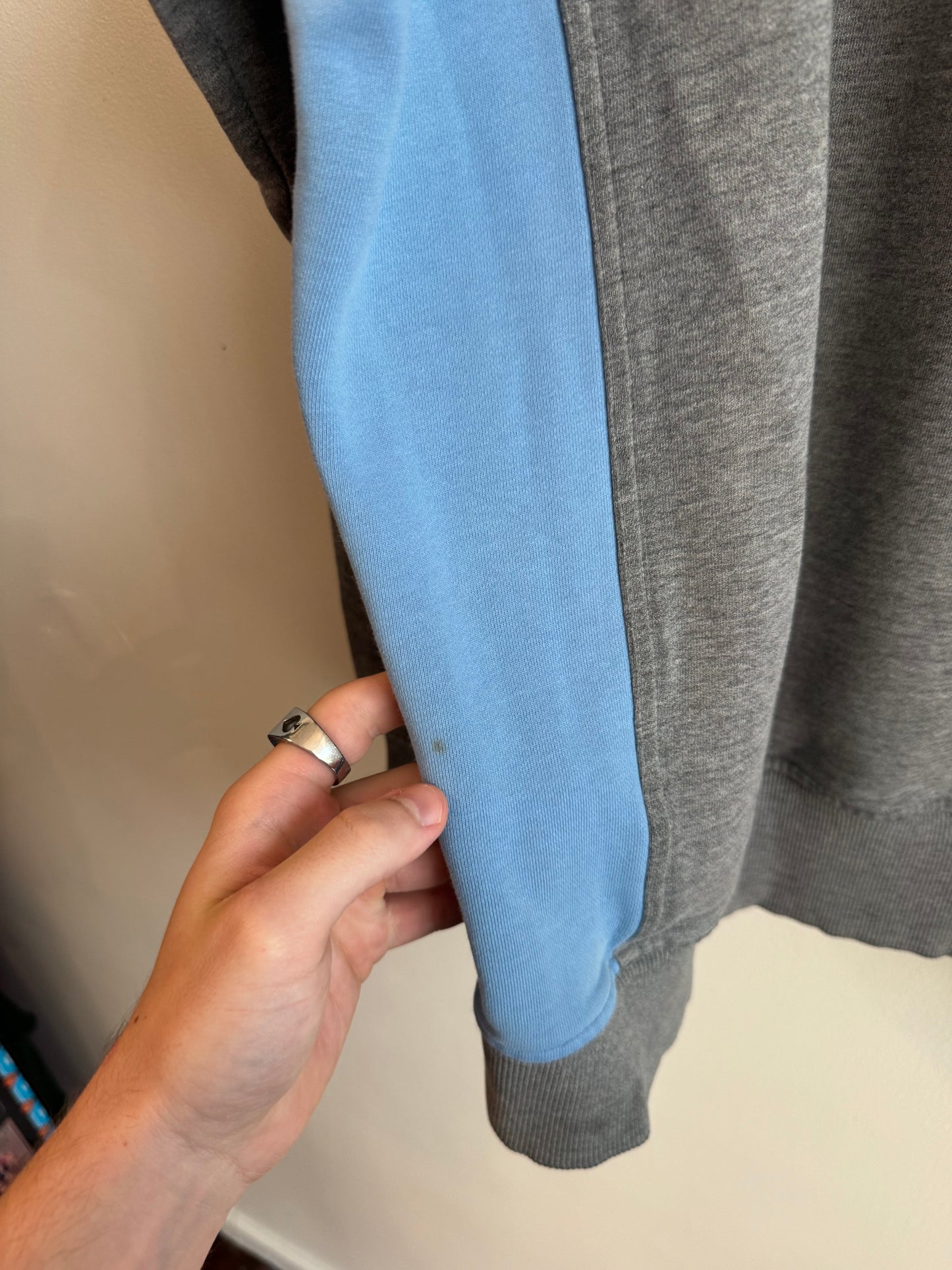 00s UNC Center Swoosh Two Toned Vintage Nike Hoodie (XXL)