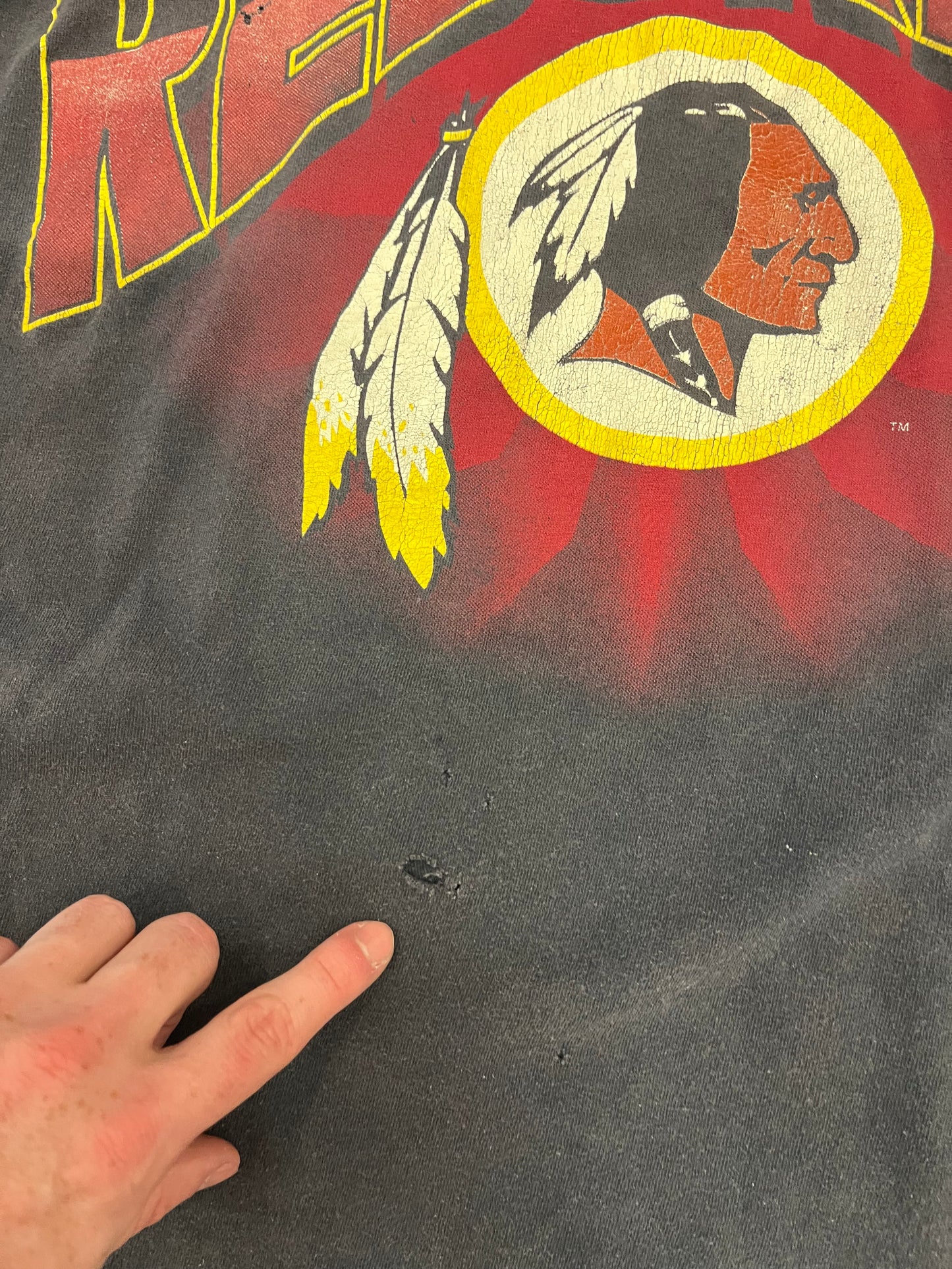 1995 Washington Redskins True Fan Faded Distressed Tee (XL)