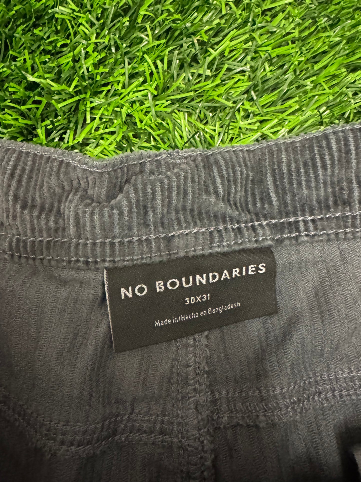 00s Vintage No Boundaries Double Knee Corduroy Baggy Carpenter Pants (30 x 30)