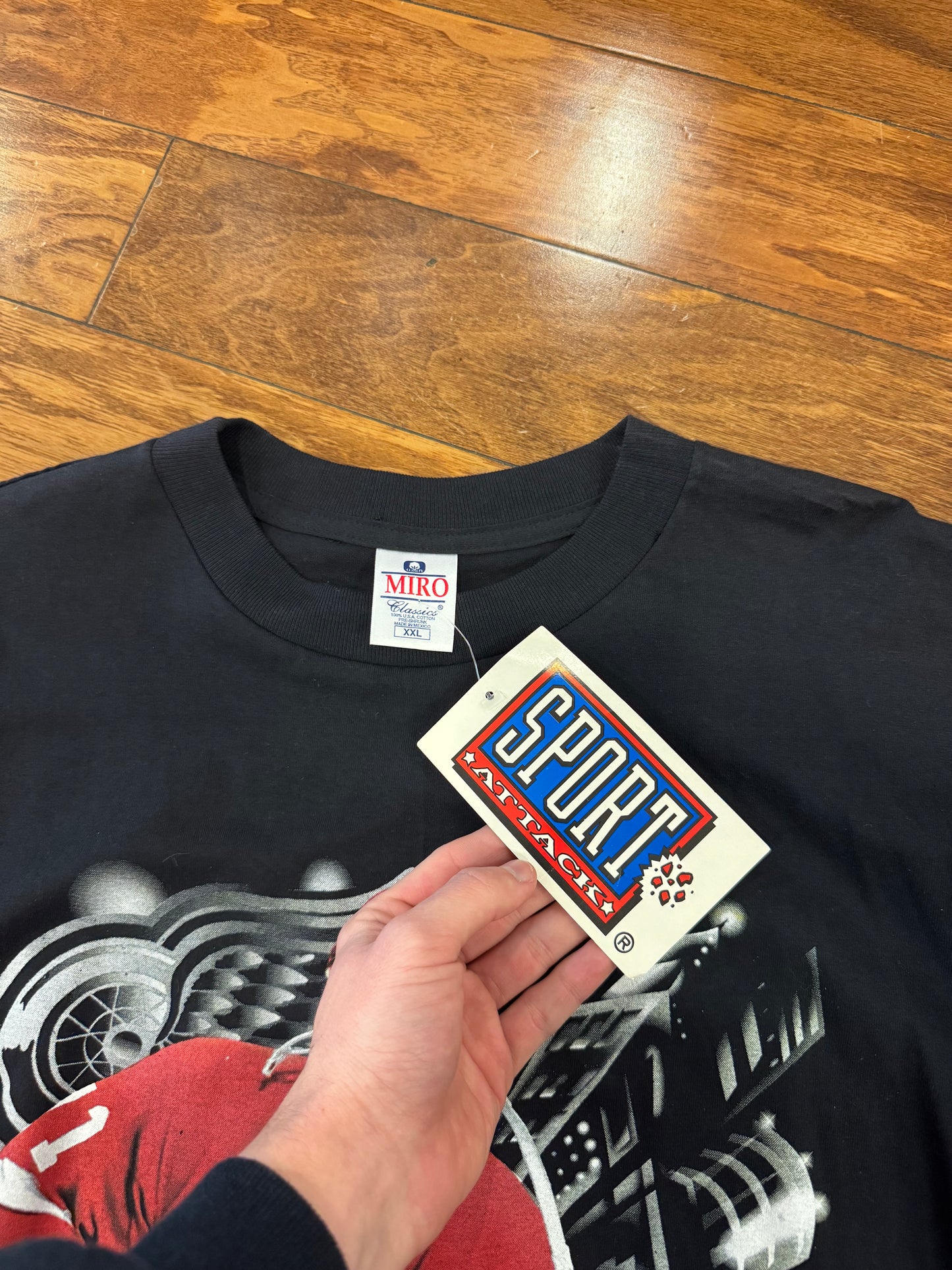 90s Detroit Red Wings Wendel Clark Graphic Tee (XXL)