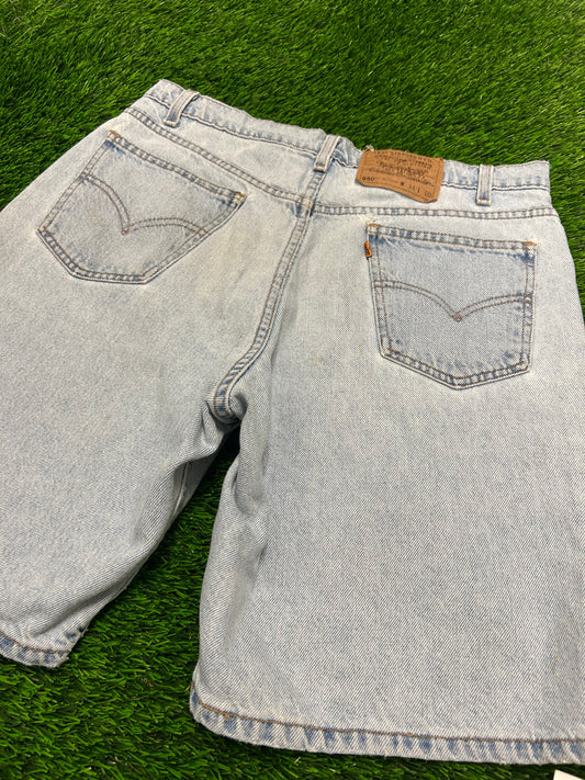 1996 Vintage Levi's 550 Light Blue Distressed Jean Shorts (34)