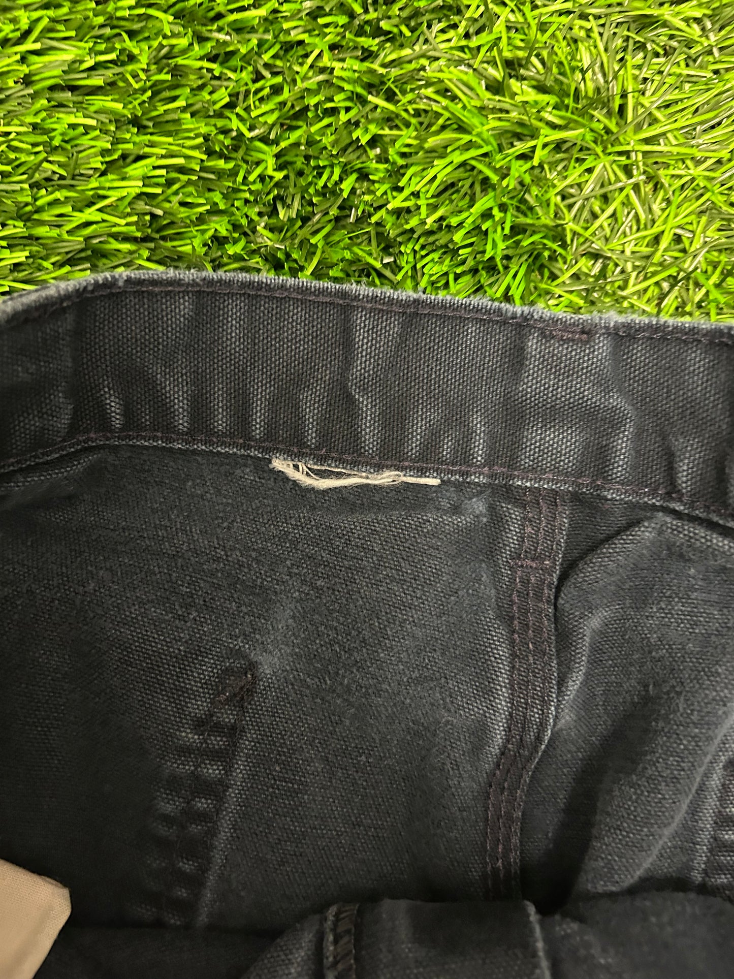 00s Vintage Carhartt Navy Carpenter Pants (34 x 32)