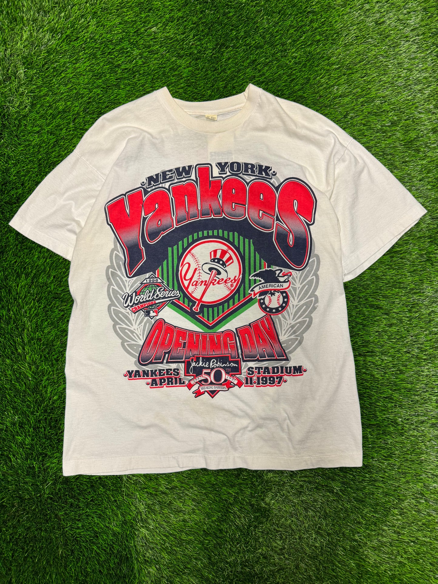 1997 New York Yankees Opening Day Uncle Sam Vintage Jackie Robinson 50th MLB Tee (XL)