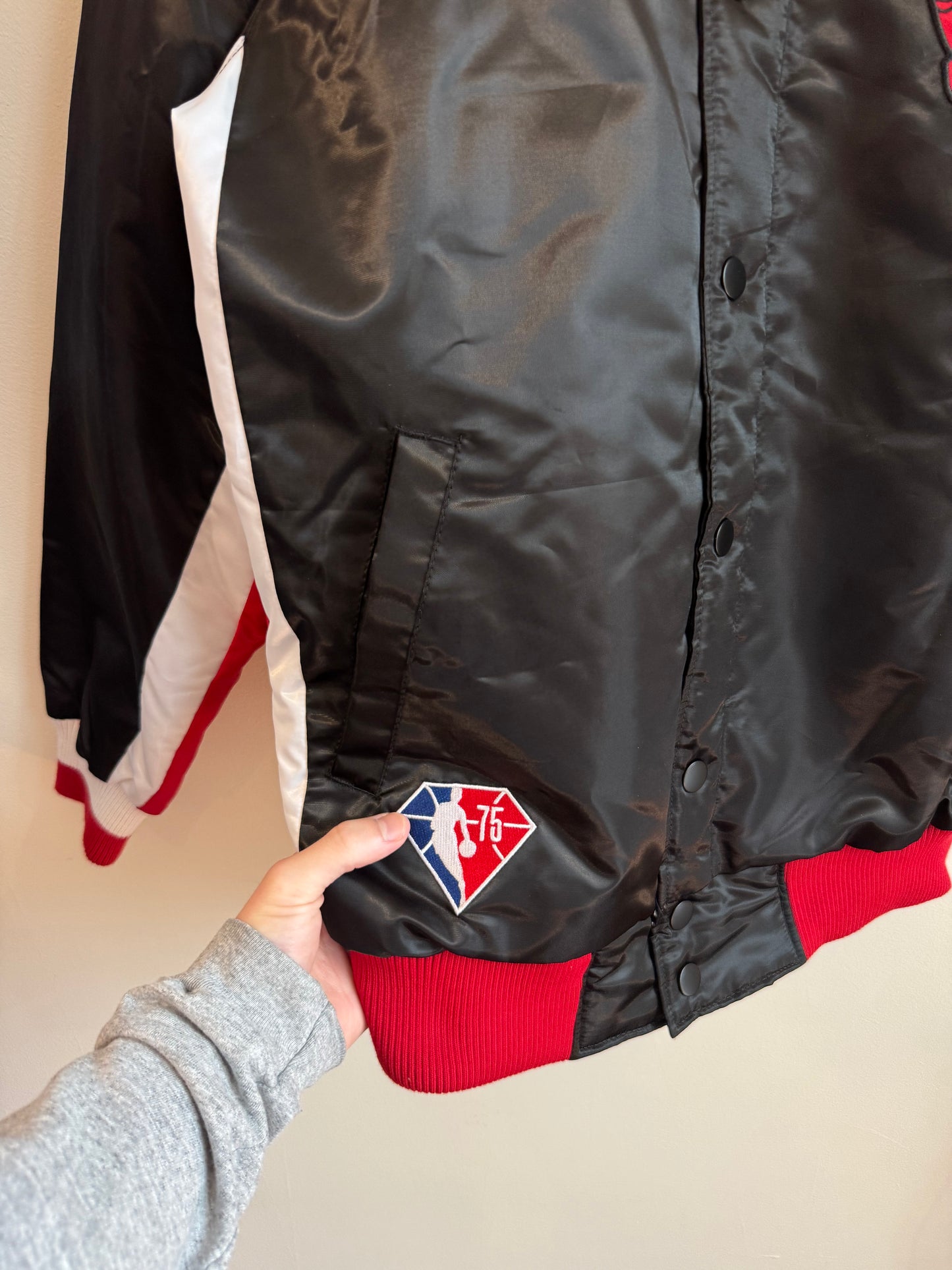 90s Chicago Bulls Starter Satin Jacket (M)