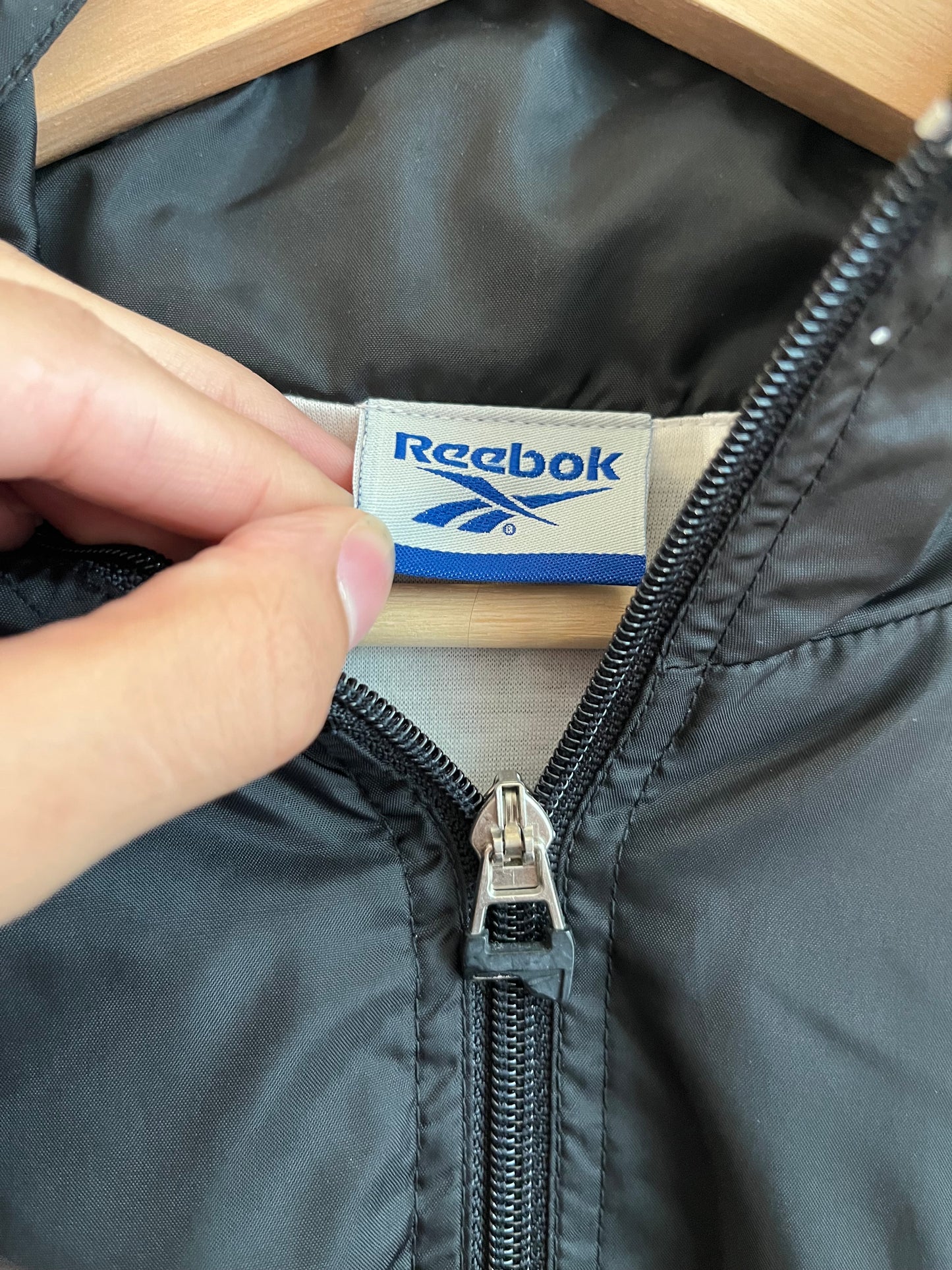 00s Reebok Yellow/Black Essential Windbreaker (M)