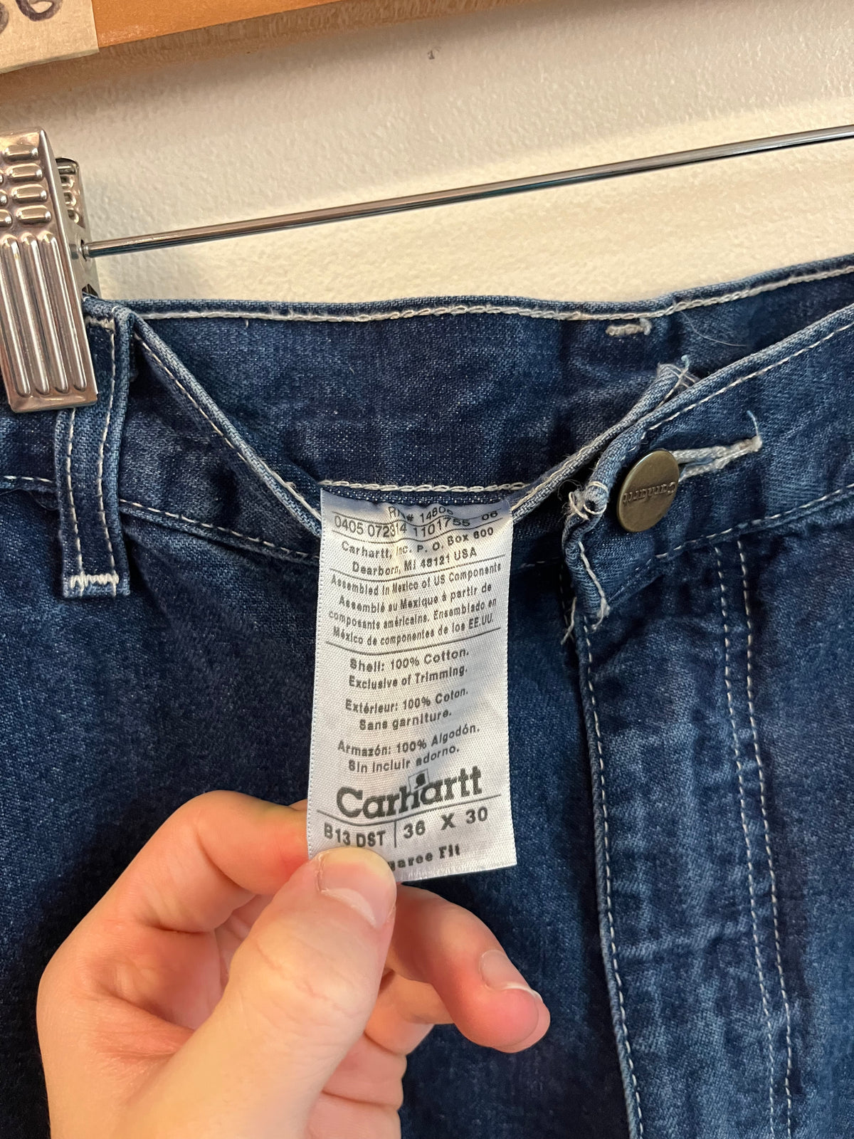 2005 Carhartt Darkstone Carpenter Shorts (36)