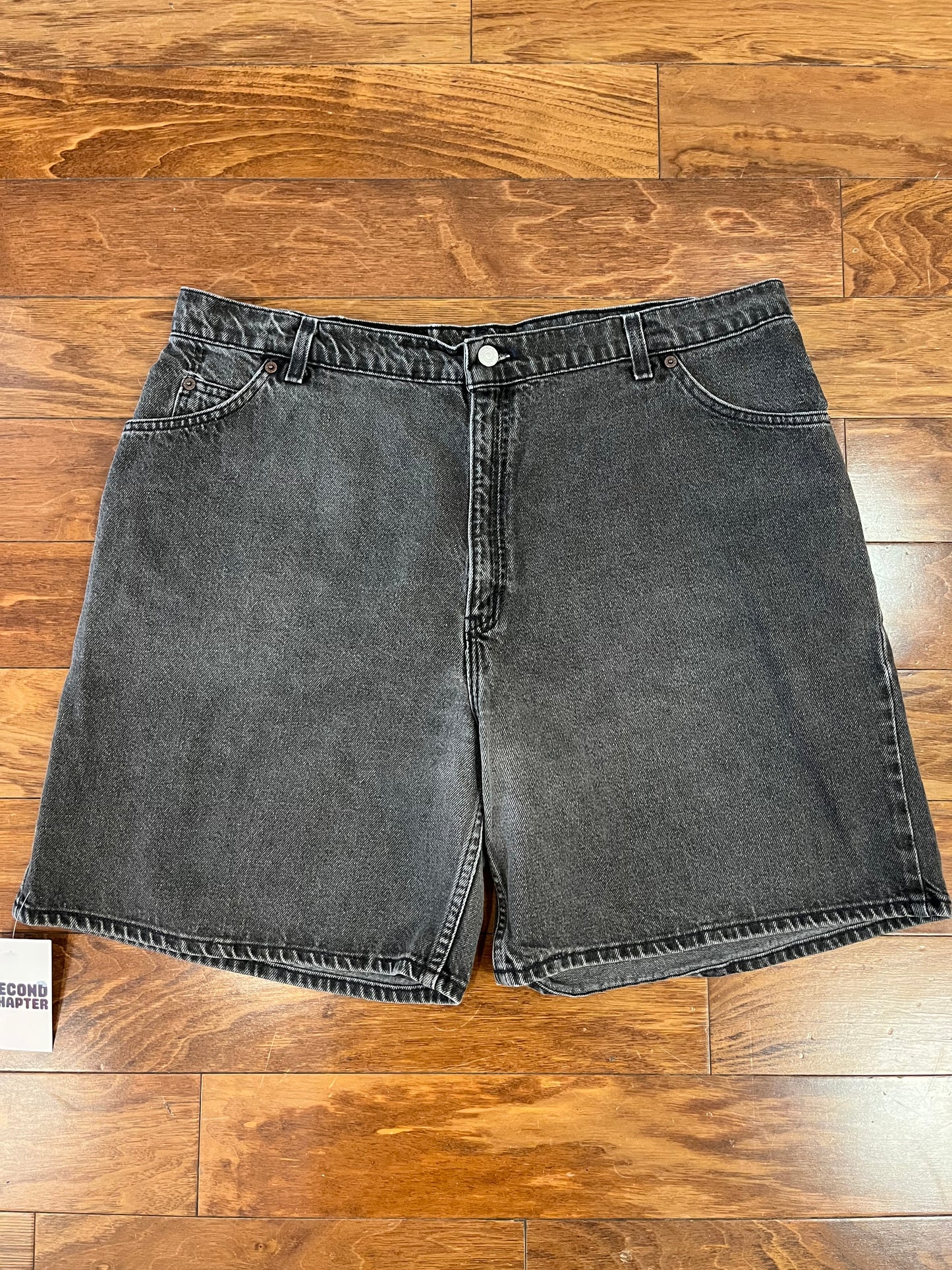 90s Levi's Black Orange Tab Jean Shorts (40)