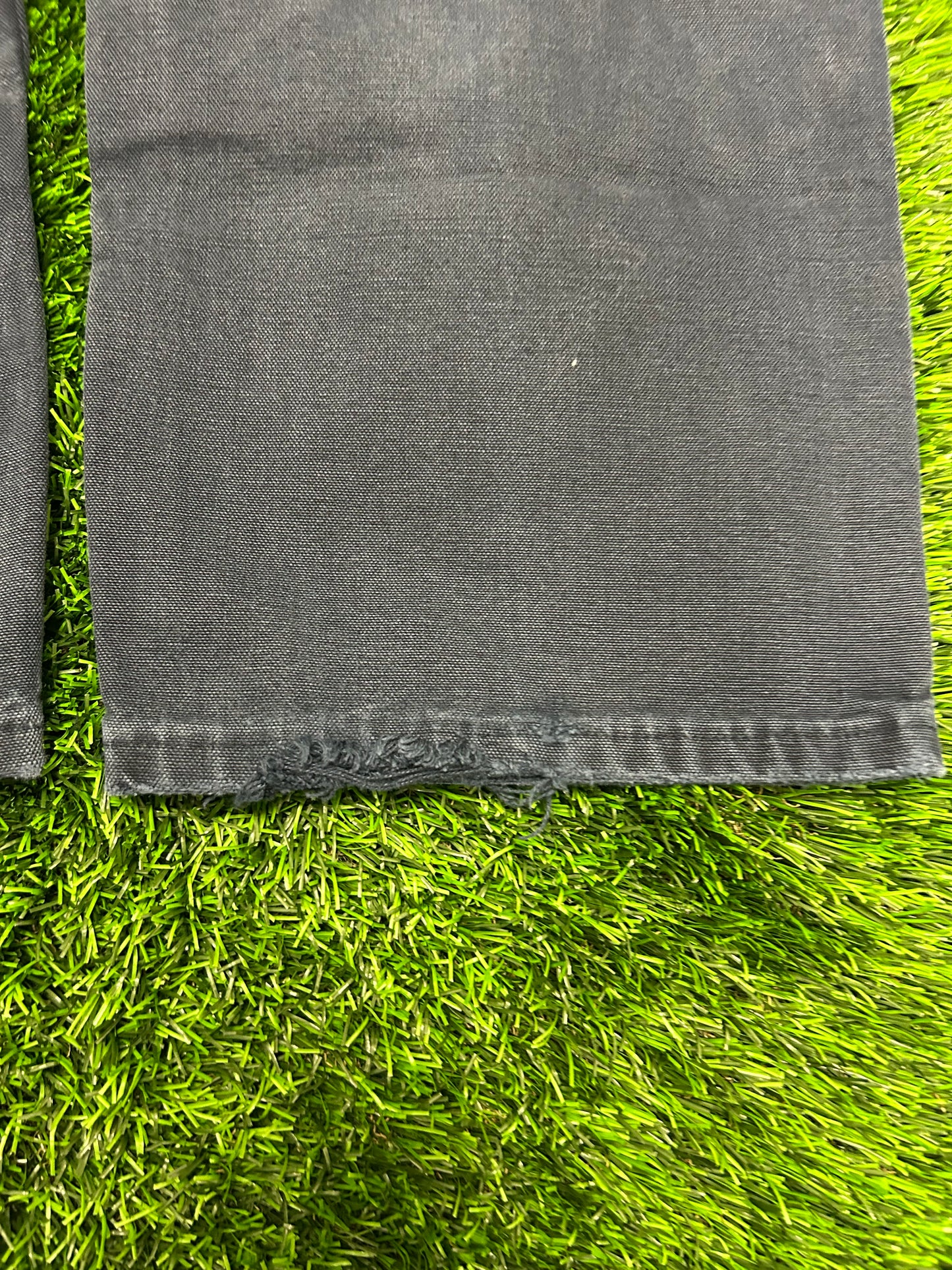 00s Vintage Carhartt Navy Carpenter Pants (34 x 32)