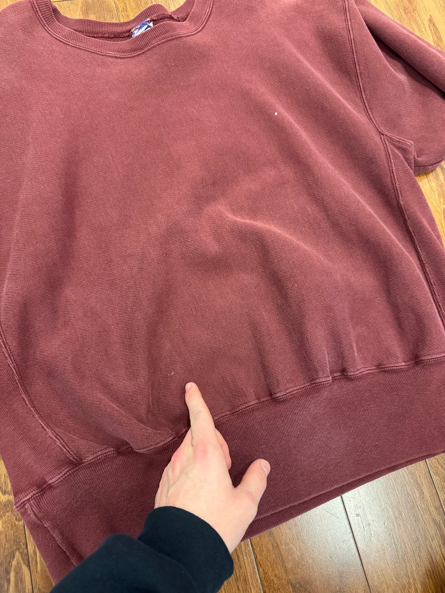 00s Champion Reverse Weave Essential Maroon Crewneck (XL)