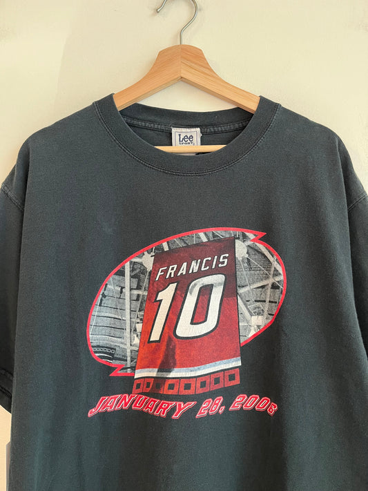 2006 Carolina Hurricanes Ron Francis Retirement NHL Hockey Tee (XL)