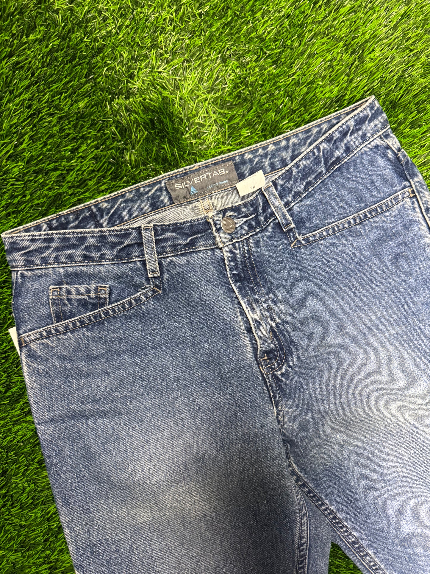 2001 Levi's Silver Tab Medium Blue Wash Women's Bootcut Flared Jeans (31 x 30)