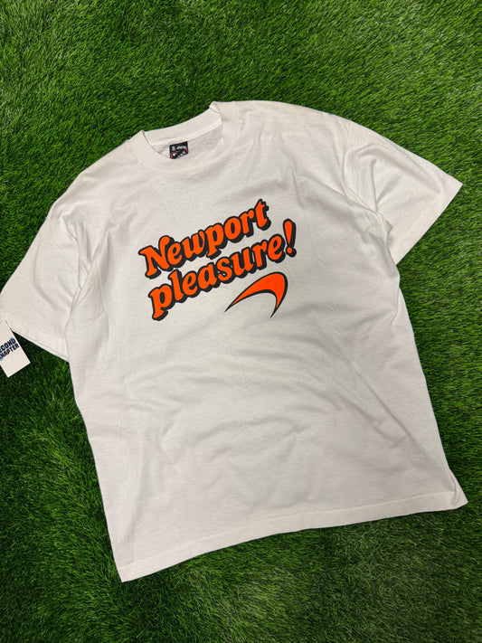 80s Newport Pleasure! Vintage Cigarettes Tee (XL)
