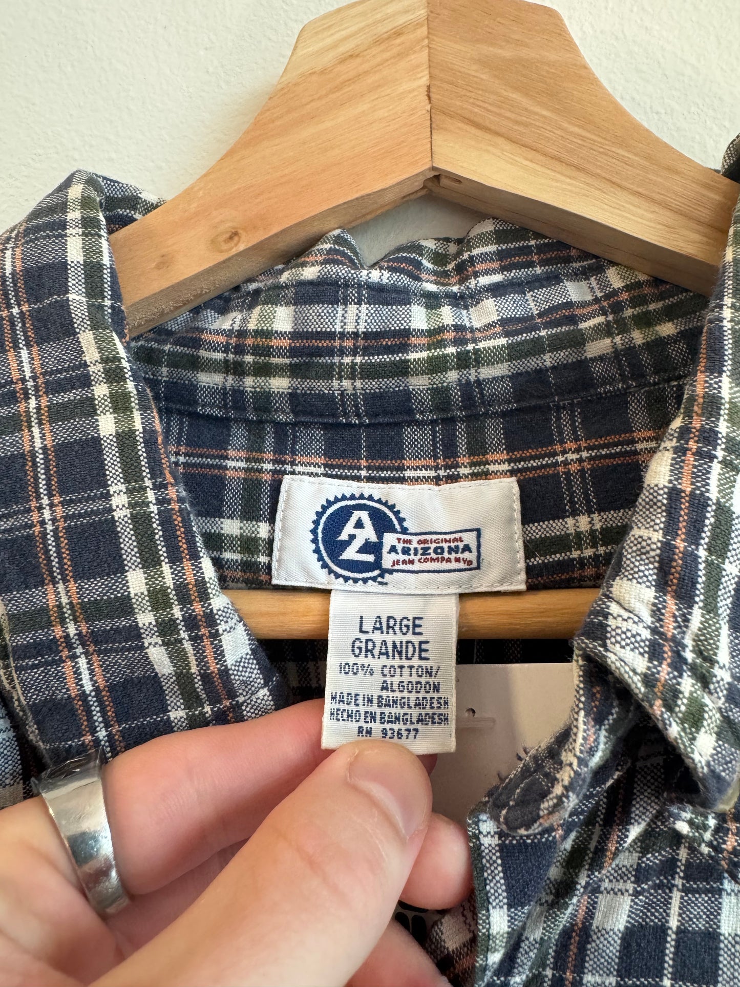 00s Arizona Jeans Multi-Colored Button Up Flannel (L)