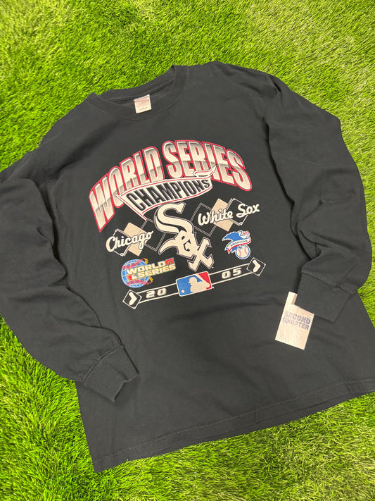 2005 Chicago White Sox Black Long-Sleeve Shirt (L)