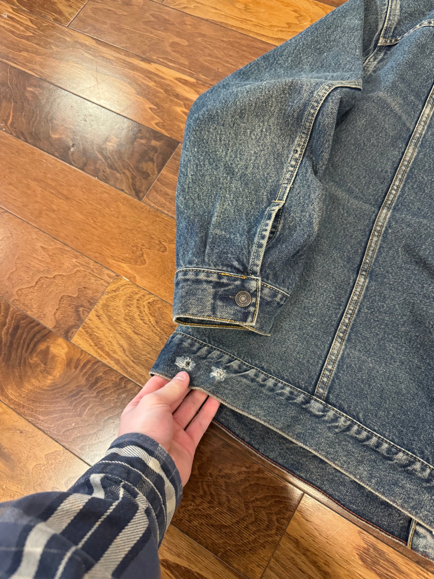 2006 Levi Strauss Faded Jean Jacket (XL)