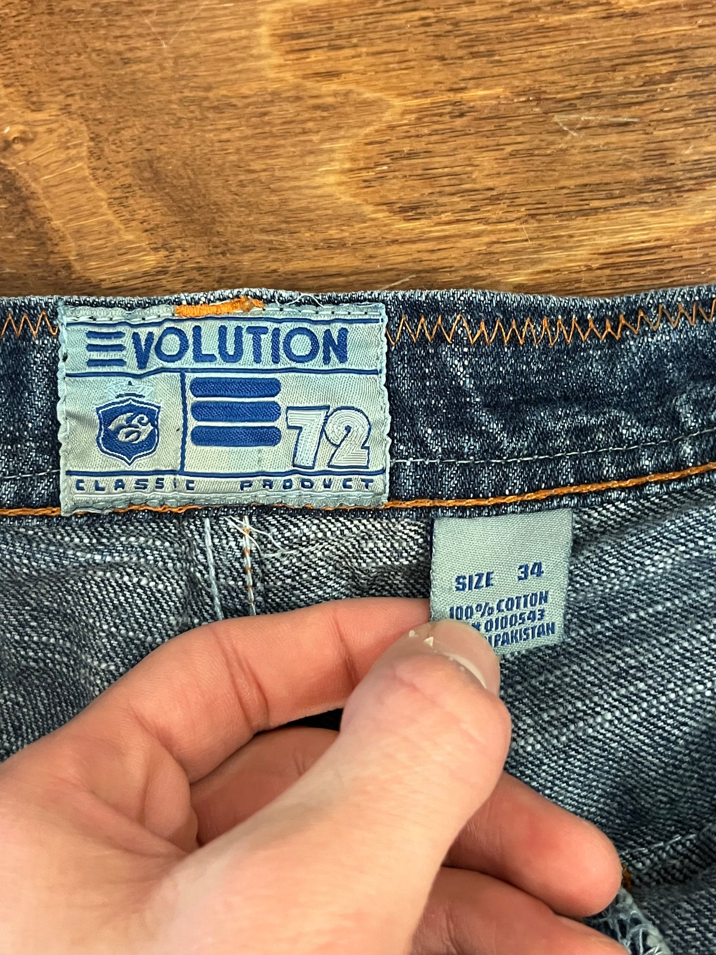 00s Evolution Baggy Patched Jean Shorts (34)