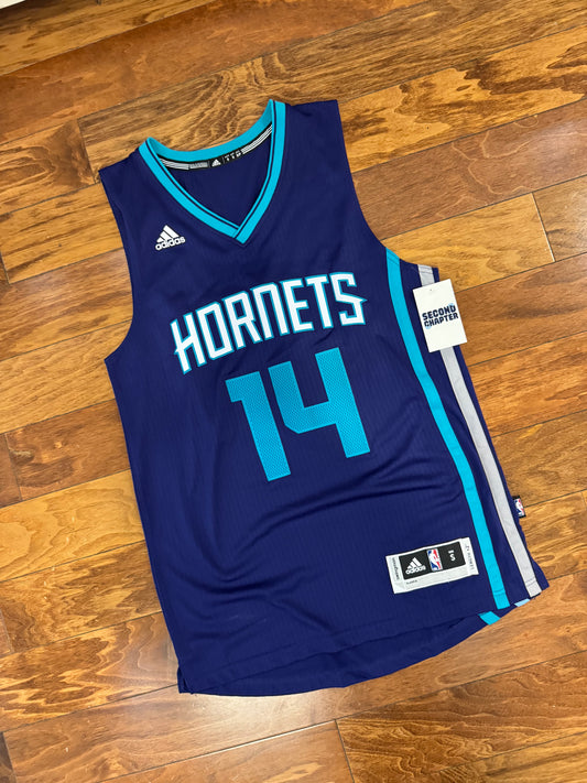 2014 Charlotte Hornets Kidd-Gilchrist Jersey (S)