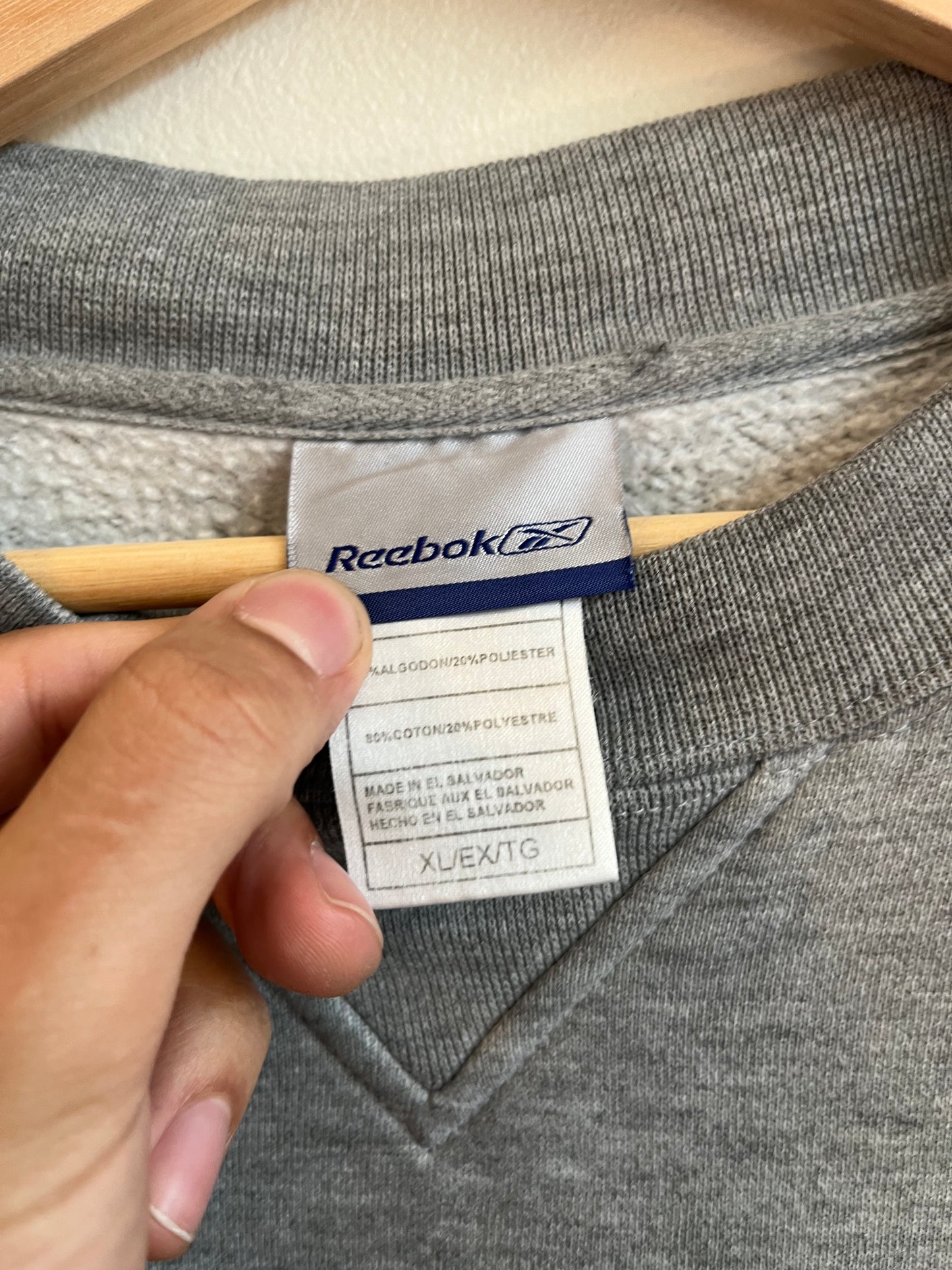2004 Charlotte Bobcats NBA Reebok Crewneck (XL)