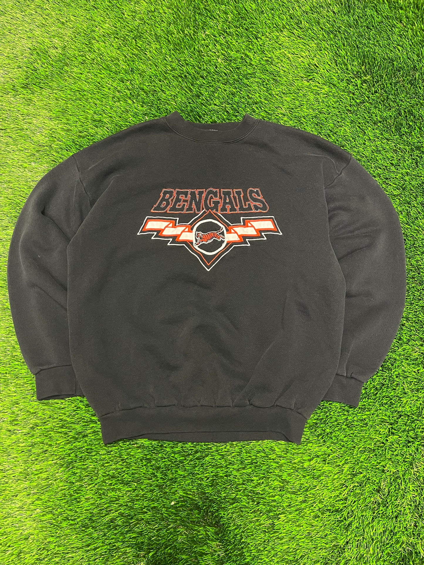 90s Cincinnati Bengals Logo 7 Embroidered Crewneck (L)