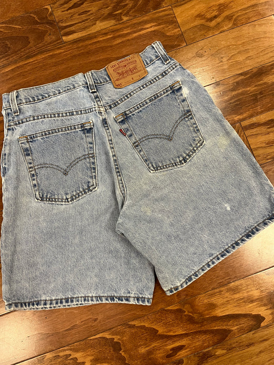 90s Levi's 551 Women's Jean Shorts (30)