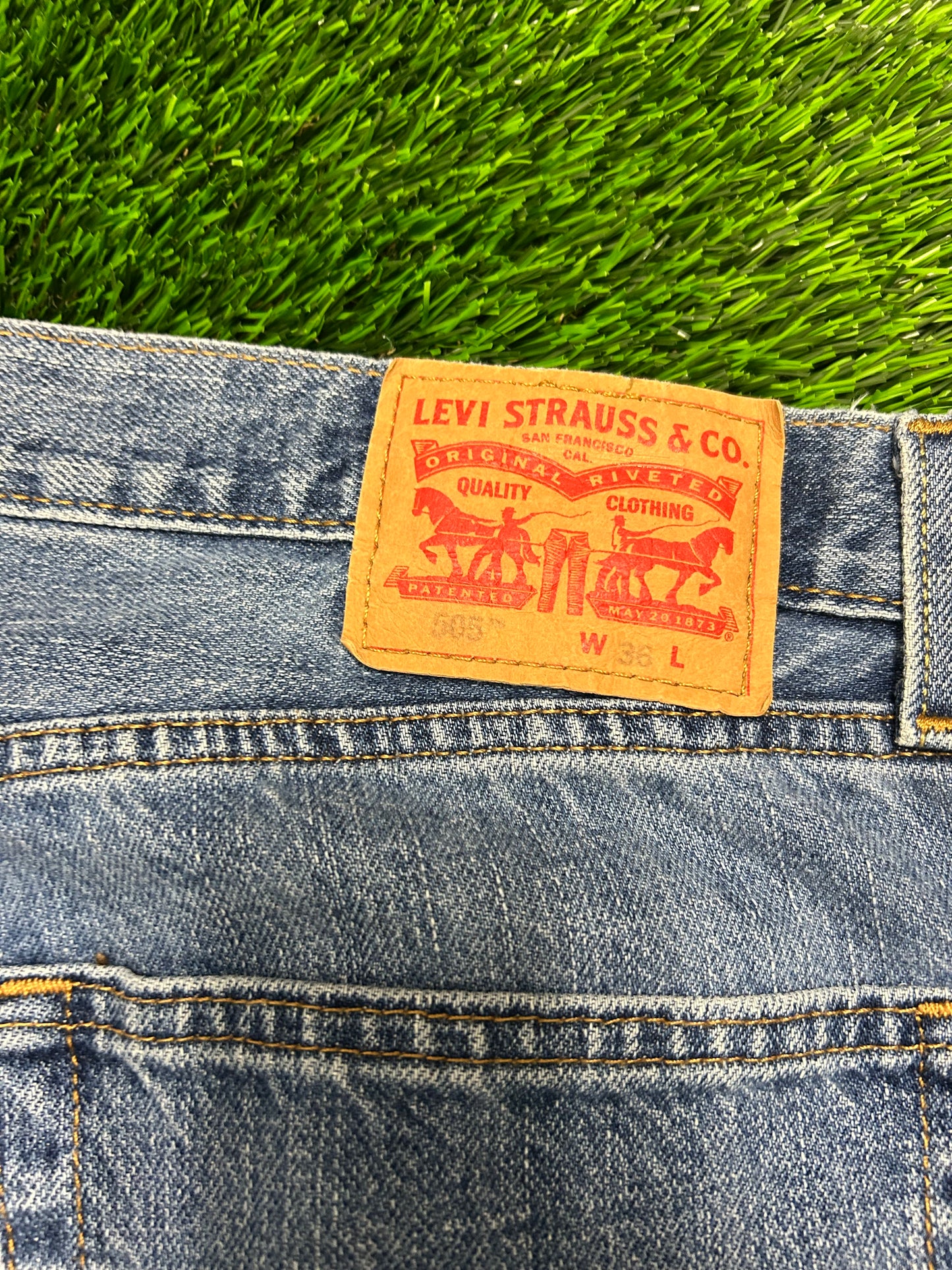 Levi's 505 Blue Jean Shorts (36)