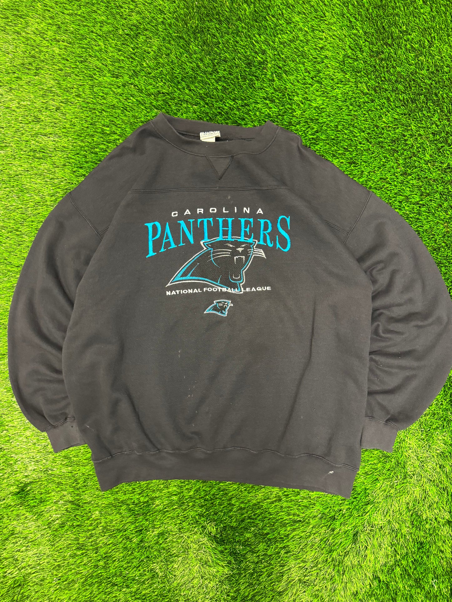 00s Carolina Panthers Embroidered Lee Crewneck (XL)