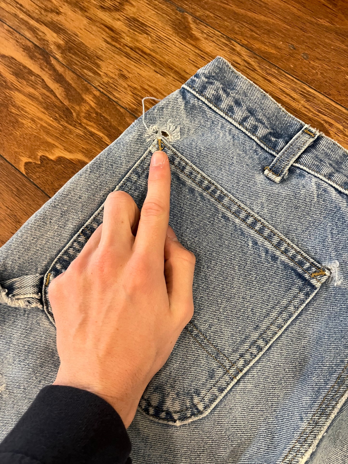 2015 Carhartt Light Wash Carpenter Jeans (34 x 32)