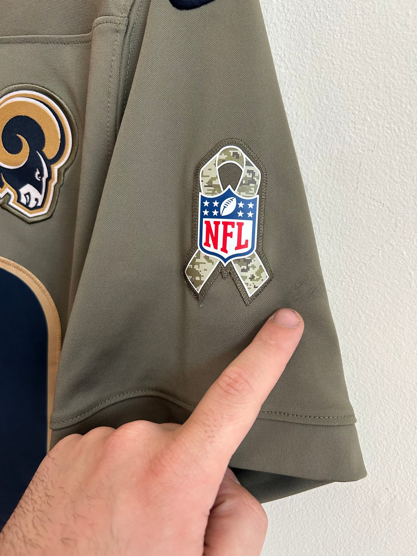 2017 Rams Todd Gurley II NFL "Salute to Service" Jersey (S)