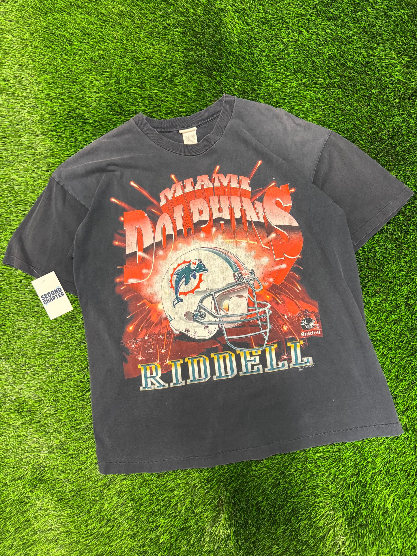 1997 Miami Dolphins Riddell NFL Helmet Faded Tee (XL)