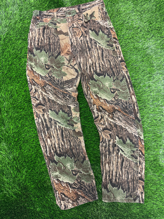 00s Wrangler Rugged Wear Real Tree Vintage Camo Pants (34 x 32)