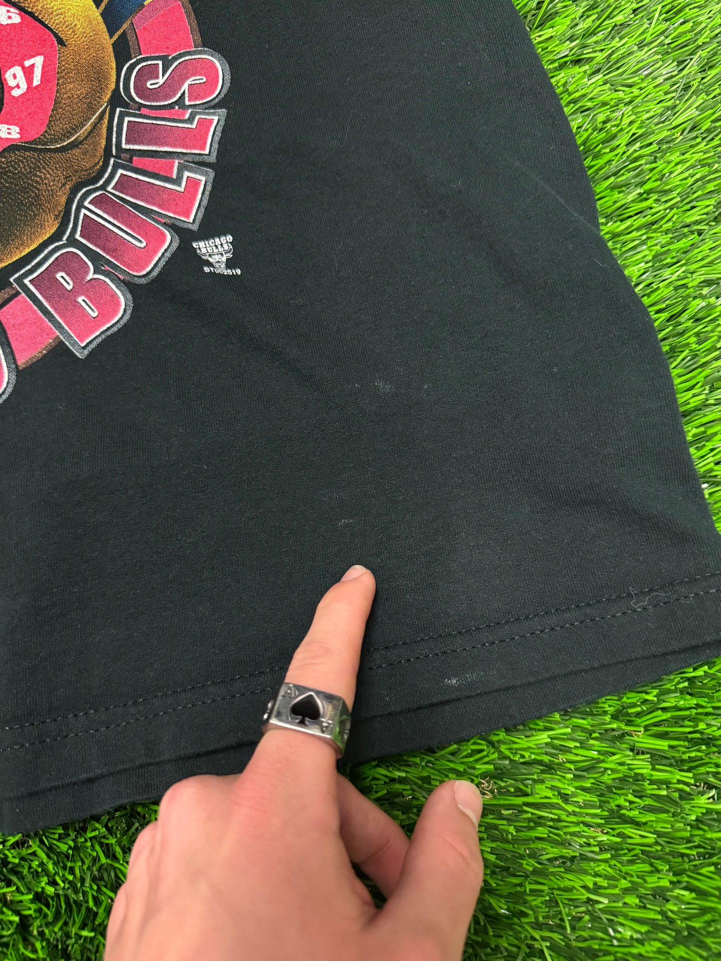 1998 Chicago Bulls Starter NBA Finals Champions Tee (L)