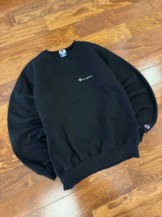 00s Champion Black Essential Crewneck (L)