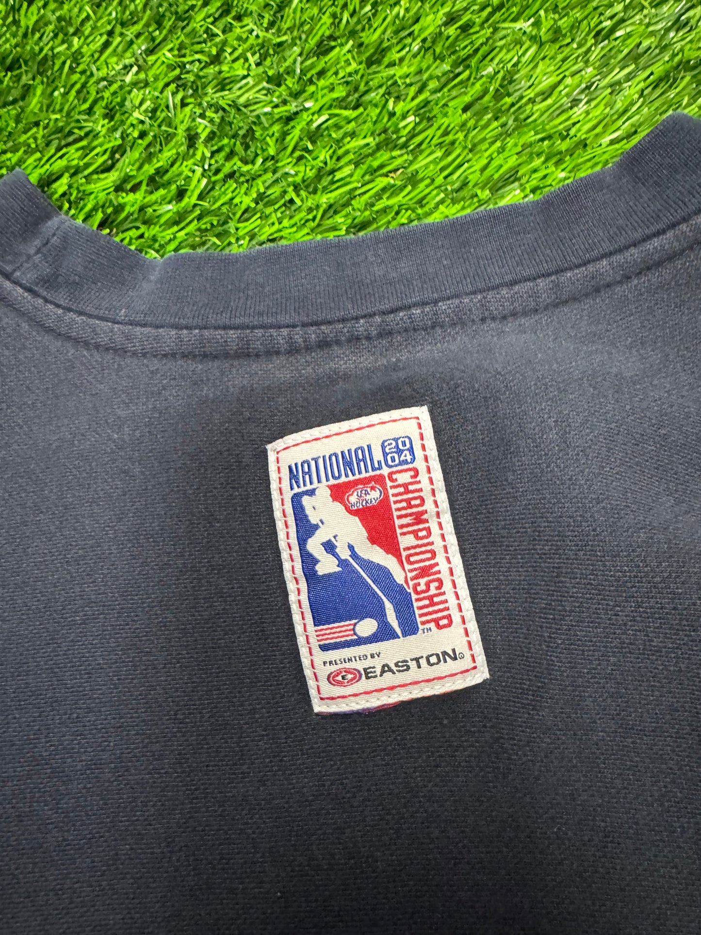 2004 USA Hockey Vintage Navy Crewneck (L)