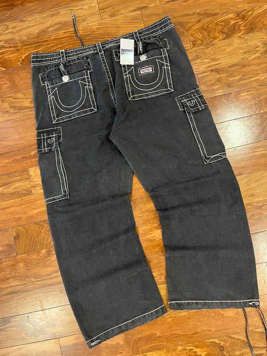 00s True Relgion Black Cargo Pants (44x32)