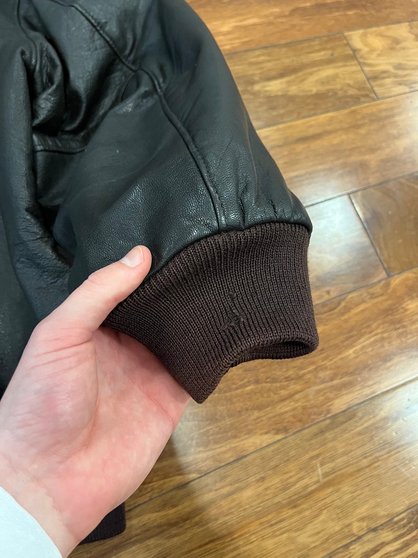 90s LL Bean A2 Aviator Bomber Leather Jacket (M)