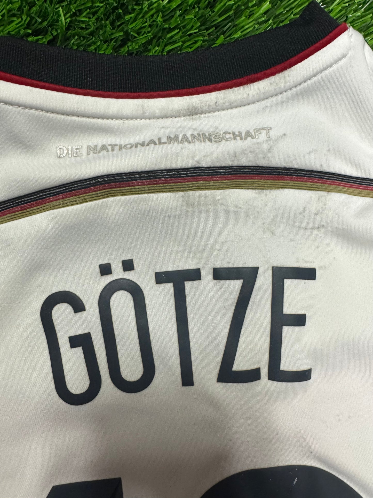 Germany World Cup Mario Gotze #19 Adidas Home Jersey 2014 Soccer Kit (M)