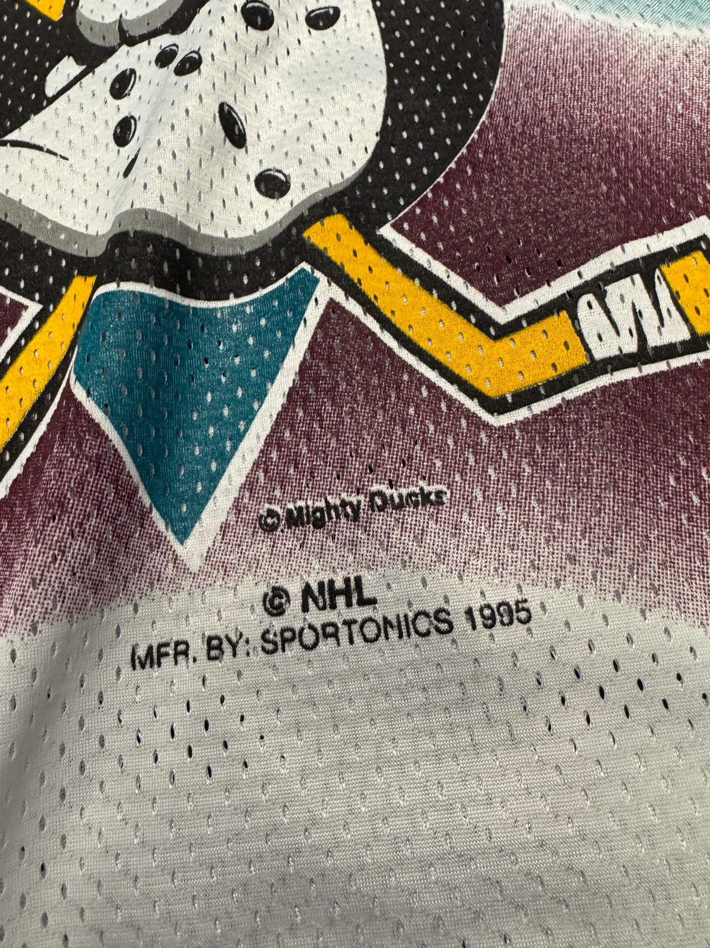 1995 Mighty Ducks Anaheim NHL Sportonics Women's Mesh Jersey (XL)