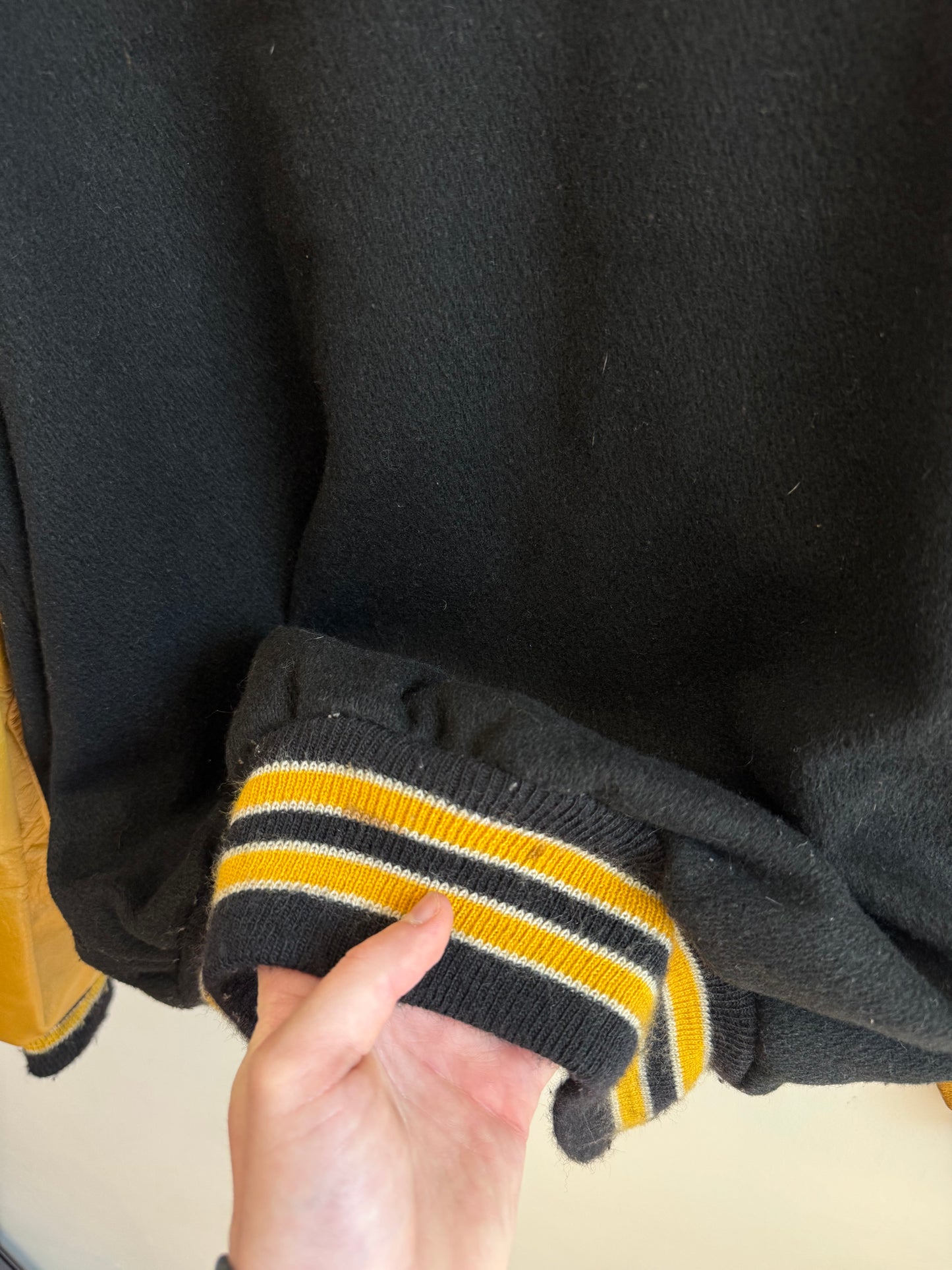 80s Iowa True Vintage DeLong Varsity Jacket (L)
