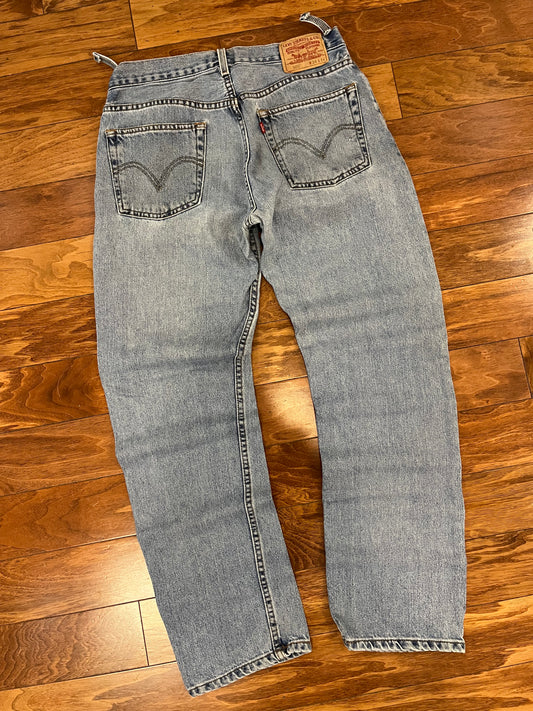 2006 Levi's 505 Mid Wash Jeans (33 x 32)