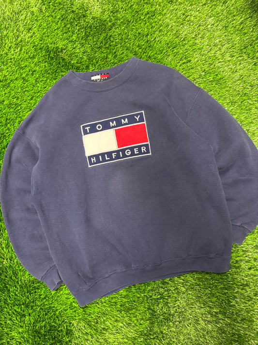 90s Tommy Hilfiger Vintage Faded Logo Crewneck (L)