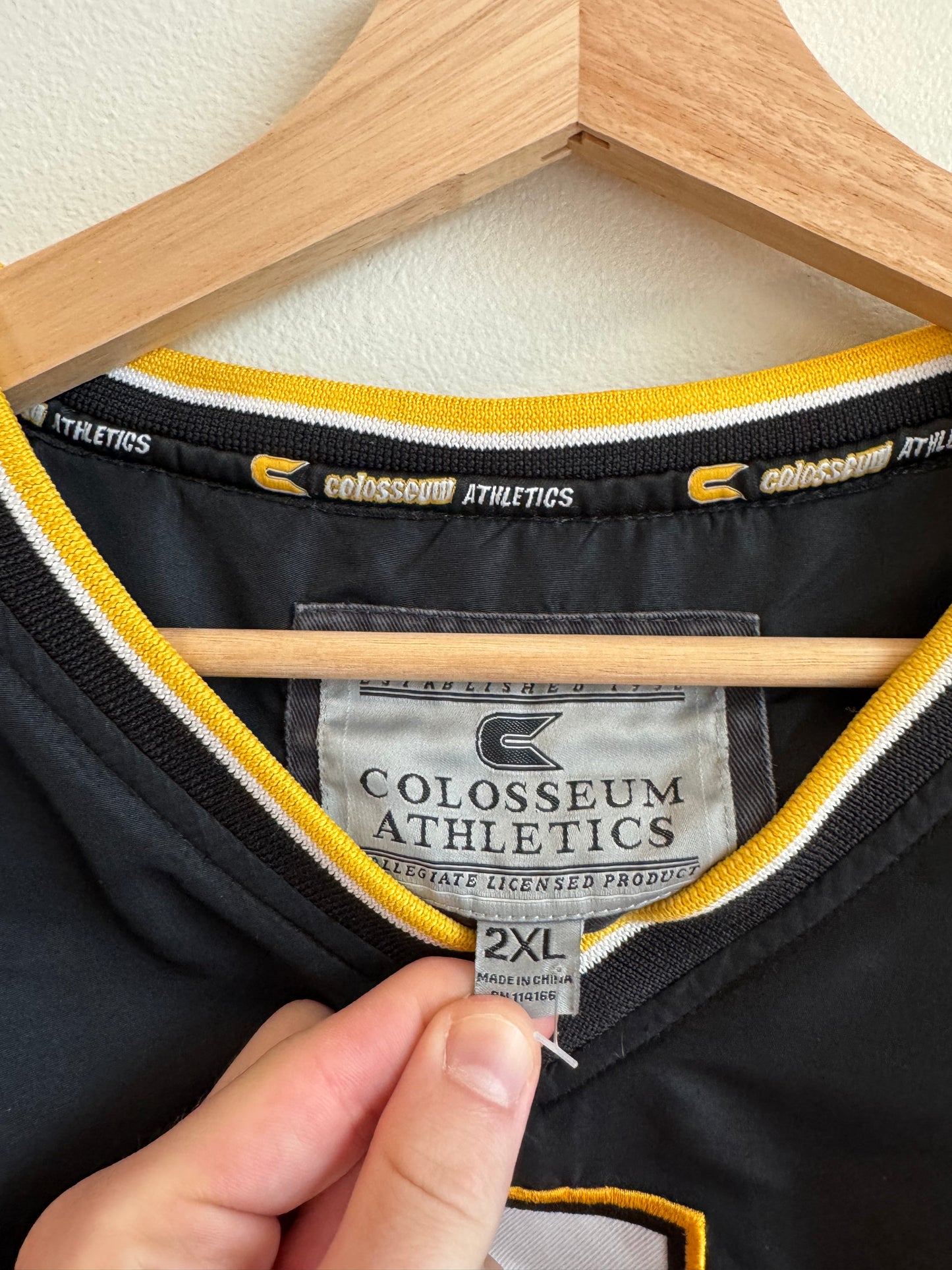 00s Appalachian State Colosseum Embroidered Windbreaker (XXL)